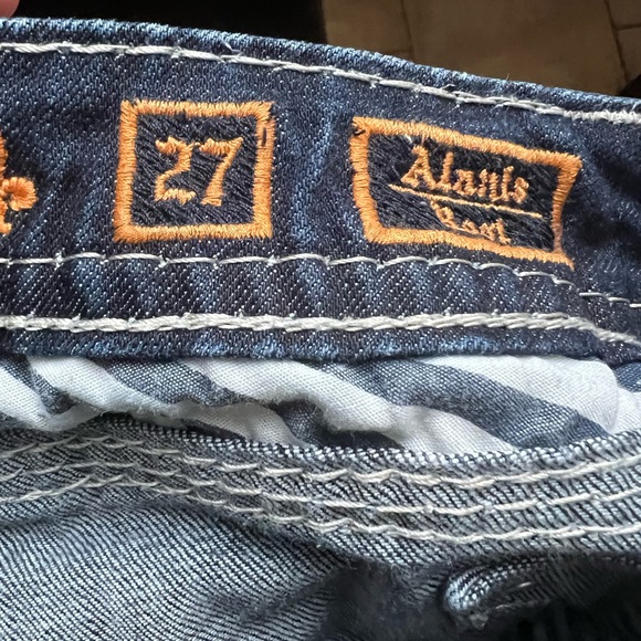 *SOLD*Rock Revival jeans - Picture 3 of 5